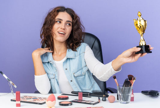 Relationship between beauty & individuals' success in society!